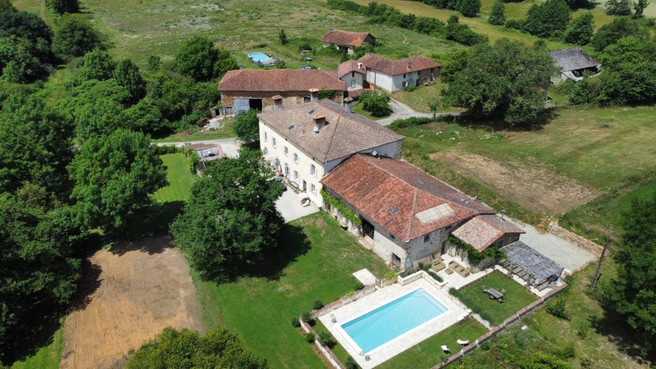 Les Picardies Lesterps Екстериор снимка